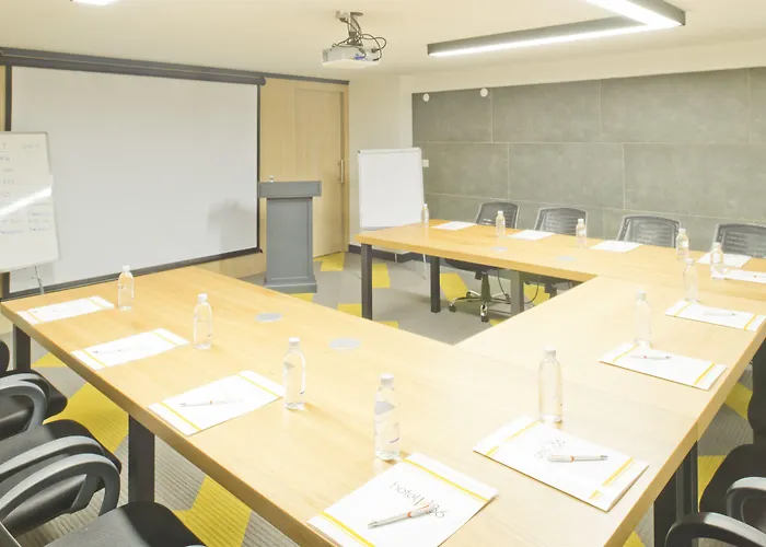 86 By Katipoğlu Otel İzmir