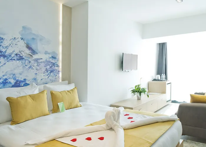 86 By Katipoglu İzmir